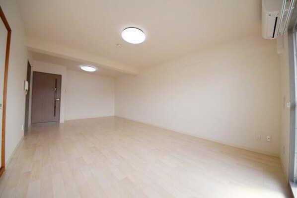 アーバンディラ蕨の物件内観写真